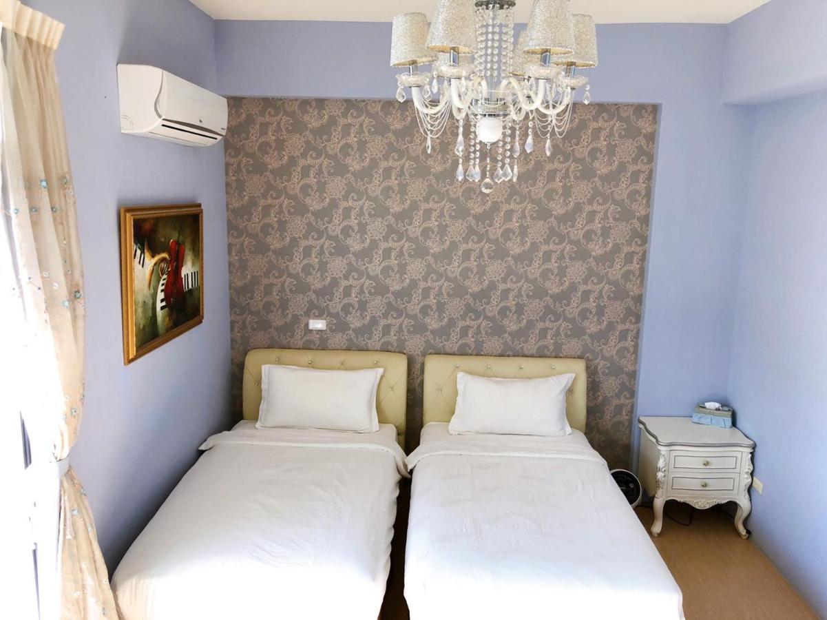 卡布-花藝小民宿 Taitung Floral B&B エクステリア 写真
