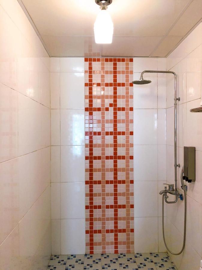 卡布-花藝小民宿 Taitung Floral B&B エクステリア 写真