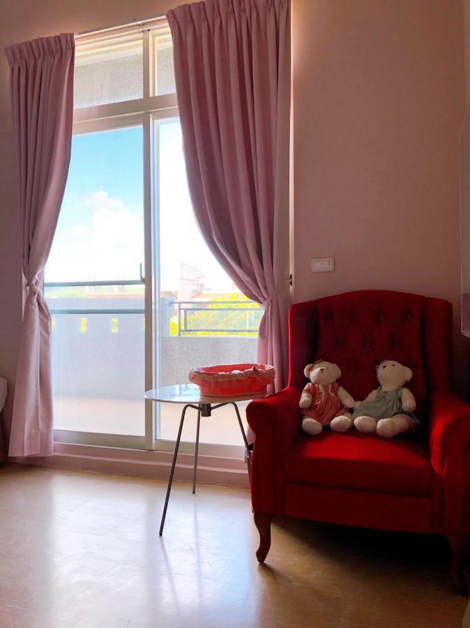 卡布-花藝小民宿 Taitung Floral B&B エクステリア 写真