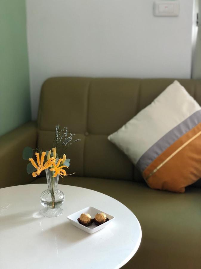 卡布-花藝小民宿 Taitung Floral B&B エクステリア 写真